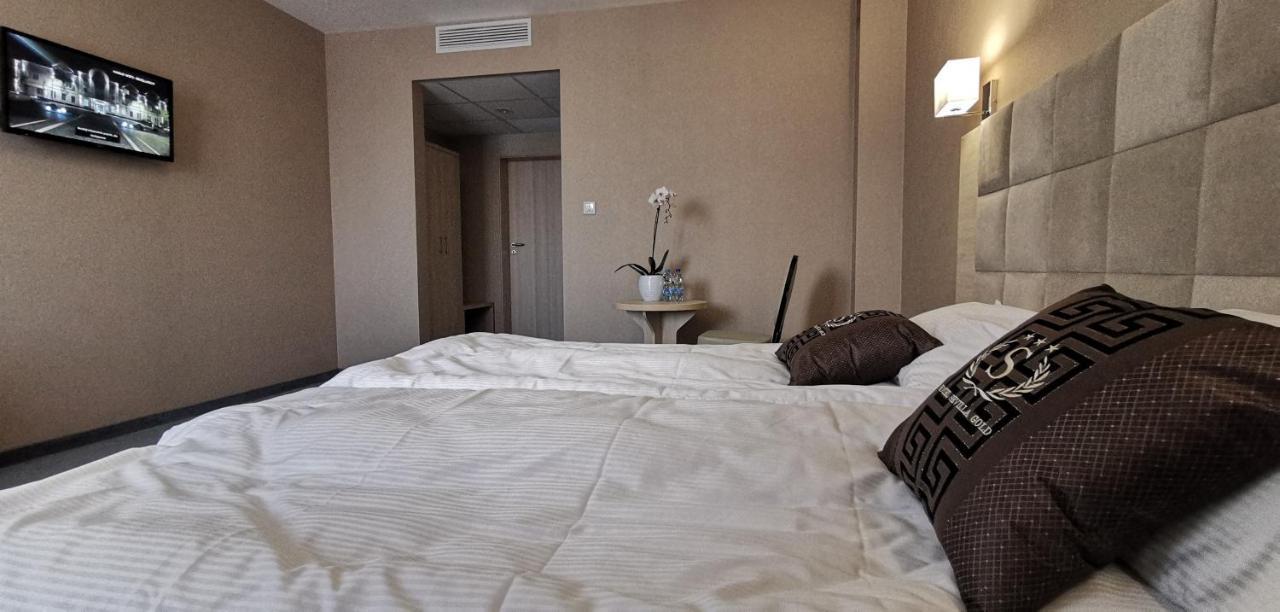 Hotel Sevilla Gold Leczeszyce المظهر الخارجي الصورة